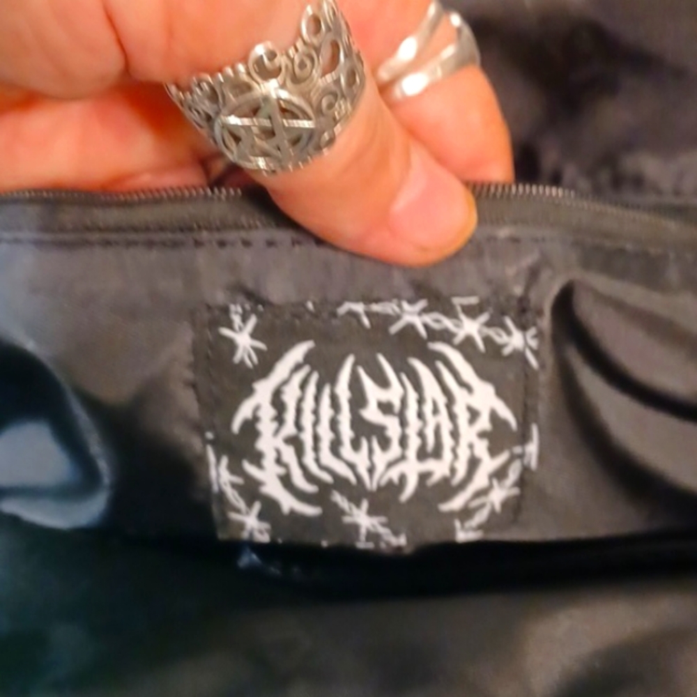 KILLSTAR BANSHEE HANDBAG HANDELS AND CROSSBODY STRAP VELVET STRAPS AND HANDEL - Picture 14 of 17